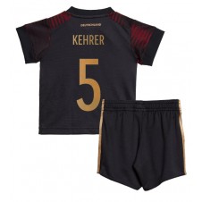 Tyskland Thilo Kehrer #5 Bortaställ Barn VM 2022 Korta ärmar (+ Korta byxor)